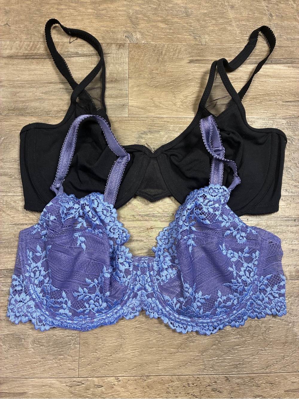 Wacoal 2 Underwired Bras Embrace Lace Body by Wacoal